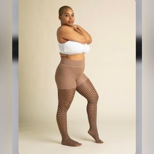 Sheertex ZigZag Nude Shaping Sheer Tights NWT medium